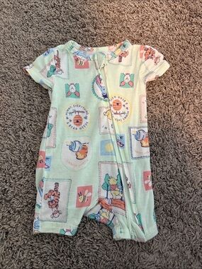 Disney Winnie the Pooh Baby Shortie Outfit